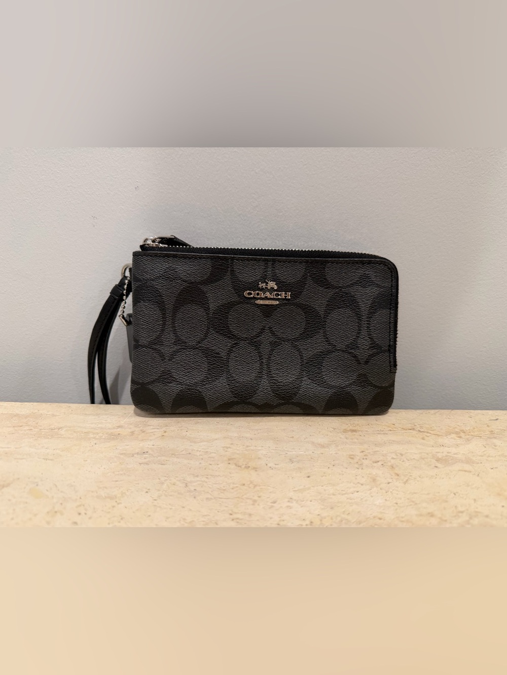 Coach Men's Signature Wristlet in Black/Charcoal